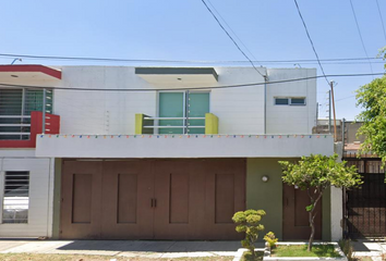Casa en  Calle Rosas, Girasoles Elite, Girasoles Acueducto, Zapopan, Jalisco, México