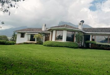 Casa en  7pjw+p8, Cotacachi, Ecuador