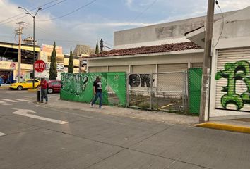 Local comercial en  Avenida Periodismo José Tocaven Lavín, Zona Sin Asignación De Nombre De Colonia, Morelia, Michoacán, México