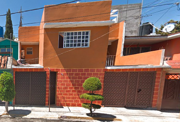 Casa en  Tlalnepantla No. 45, Jardines De Morelos 5ta, Ecatepec De Morelos, Estado De México, México