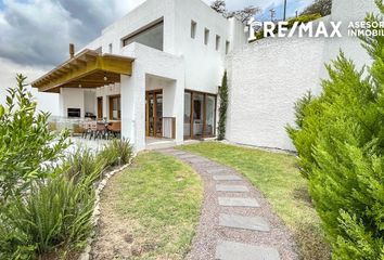 Casa en  Av. Manuela Sáenz, Quito, Ecuador