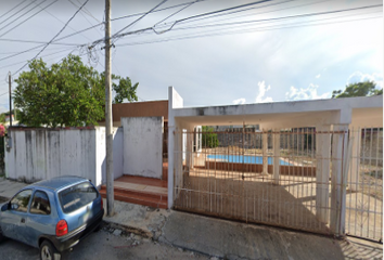Casa en  Calle 15, Las Brisas, Mérida, Yucatán, México
