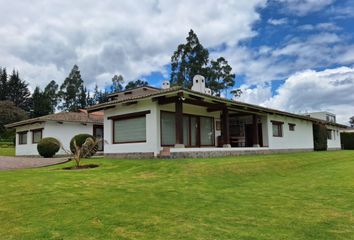 Casa en  Pifo, Quito