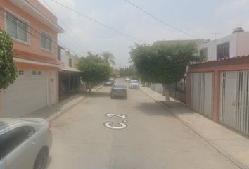 Casa en fraccionamiento en  Calle 2, Los Agaves, Irapuato, Guanajuato, México