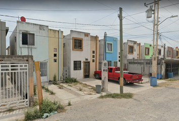 Casa en  Calle Manchuria, Fraccionamiento Villas De Oradel, El Campanario Y Oradel, Tamaulipas, México