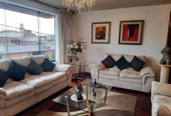 Departamento en  Calle Los Albaricoques 363, Urbanización Residencial Monterrico, La Molina, Lima, 15023, Per