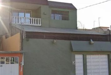 Casa en  Av Dos Arbolitos, Benito Juárez, Ciudad Nezahualcóyotl, Estado De México, México