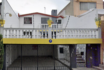 Casa en  Paseo De Las Palomas, Las Alamedas, Ciudad López Mateos, Estado De México, México