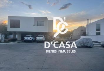 Casa en fraccionamiento en  San Lorenzo Residencial, Celaya, Guanajuato, México