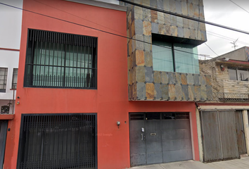 Casa en  C. Sur 105 330, Héroes De Churubusco, 09090 Ciudad De México, Cdmx, México