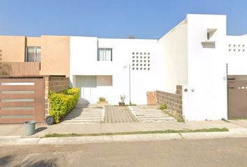 Casa en  Residencial Caletto, Calle Paseo Teotihuacan, Manzanares, Jurica Acueducto, Juriquilla, Querétaro, México