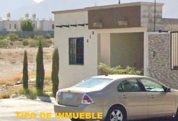 Casa en  Calle Santa Lucia 418, Santa Cristina Oriente, Saltillo, Coahuila De Zaragoza, México