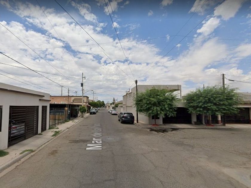 venta Casa en Plutarco Elías Calles, Mexicali (YRAL77863)