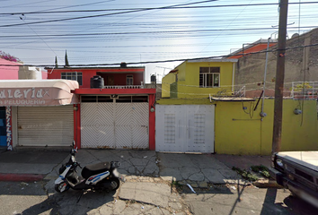 Casa en  Bosques De Aragón, Nezahualcóyotl