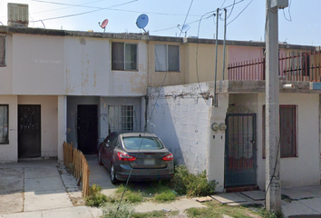 Casa en  Calcita, Pedregal Del Valle, 27054 Torreón, Coah., México