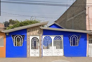 Casa en  Fuentes Del Valle, Tultitlán De Mariano Escobedo, Tultitlán, Edo. De México