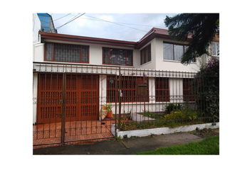 Casa en  Normandía, Bogotá