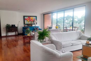 Apartamento en Poblado, Medellín