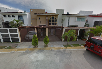 Casa en fraccionamiento en  Lago Victoria 190, Fluvial Vallarta, 48312 Puerto Vallarta, Jal., México