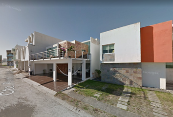 Casa en fraccionamiento en  Cto. Puerto Cisnes 313, Fraccionamiento Banus Veracruz, Veracruz, México