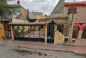 Casa en  Calle Ateneo 896, Zona Centro, Saltillo, Coahuila De Zaragoza, México