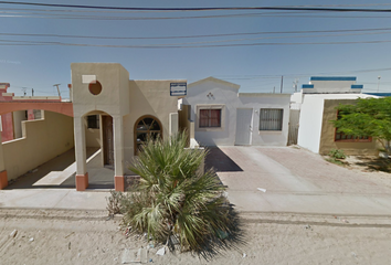 Casa en  Av. 58 253, Puerto Peñasco, Sonora, México