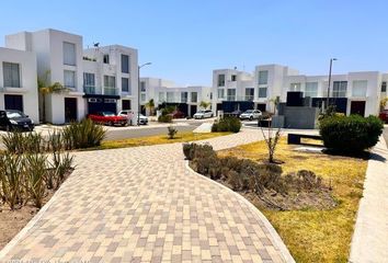 Casa en fraccionamiento en  Residencial El Refugio, Fray Junípero Serra, El Refugio, Santiago De Querétaro, Querétaro, México