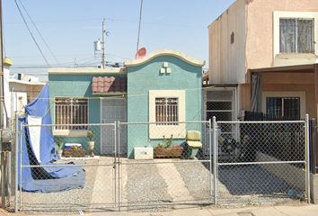 Casa en  Avenida Prado Del Rey 395, Villas Las Lomas, Mexicali, Baja California, México