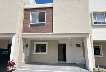 Casa en fraccionamiento en  Lomas De Angelópolis, Tlaxcalancingo, Puebla, México