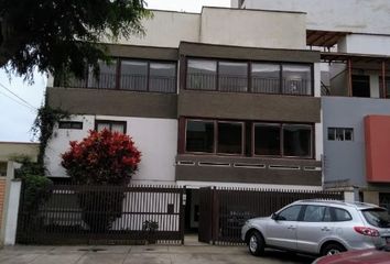 Departamento en  Daniel Urrea, Chorrillos, Perú