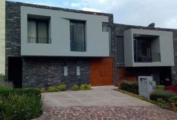 Casa en condominio en  Altozano Querétaro, Anillo Vial Fray Junípero Serra, Santiago De Querétaro, Querétaro, México