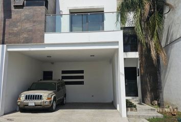 Casa en  La Vereda No. 115, Las Colinas Residencial, 64634 Monterrey, Nuevo León, México