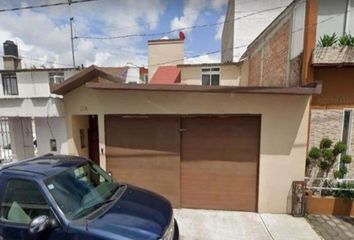 Casa en  Calle Girasol, Colonias Guadalupe Y Club Jardín, 50010 Toluca, Estado De México, México