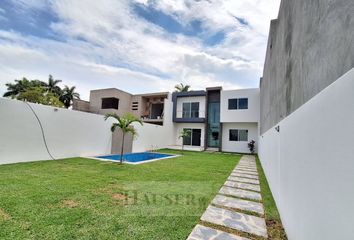 Casa en fraccionamiento en  Burgos Bugambilias, Tres De Mayo, Morelos, México