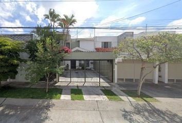 Casa en  Calle Prado De Los Alamos 1229, Prados Tepeyac, Zapopan, Jalisco, México