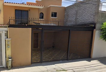 Casa en  Calle Musgos 215, Arboledas De Ibarrilla, León, Guanajuato, México