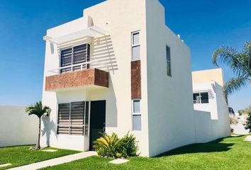 Casa en  Camino De Las Rocas, Pedregal, Oaxtepec, Morelos, México