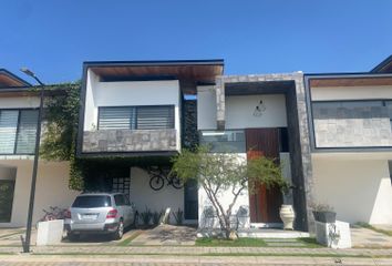 Casa en fraccionamiento en  Parque Coahuila, Lomas De Angelópolis, Tlaxcalancingo, Puebla, México