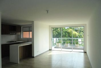 Apartamento en  Pinares Alto, Comuna Oriente, Pereira, Risaralda, Colombia