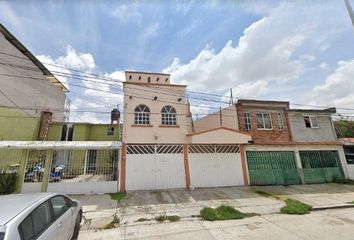 Casa en  Abel Salazar, Salvador Sánchez Colín, Toluca De Lerdo, Estado De México, México