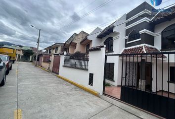 Casa en  3xv6+4x6, Cuenca, Ecuador