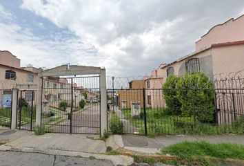 Casa en fraccionamiento en  Convento De La Encarnación, Unidad San Buenaventura, San Buenaventura, Estado De México, México