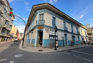 Casa en  Sucre & Colón, Loja, Ecuador