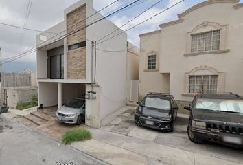 Casa en  Avenida Bosques, Ciudad Santa Catarina, Nuevo León, México