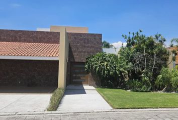 Casa en fraccionamiento en  Emiliano Zapata, Lomas De Axocopan, Atlixco, Puebla, México