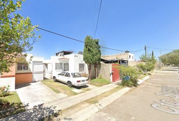 Casa en  Cto. Sosola, Hacienda Santa Fe, Jalisco, México