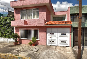 Casa en  Enrique Enríquez 1, Constitución De 1917, Ciudad De México, Cdmx, México