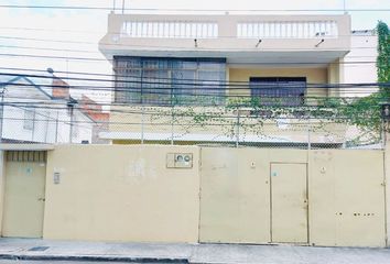 Casa en  Avenida Flavio Reyes, Manta, Manabí, Ecuador