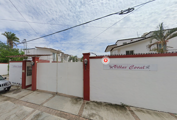 Casa en fraccionamiento en  Sauces 197, La Primavera, Puerto Vallarta, Jalisco, México