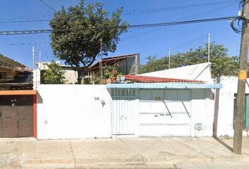 Casa en  Xicoténcatl, Zona Feb 10 2015, Barrio De La Noria, Oaxaca De Juárez, Oaxaca, México